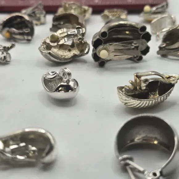 SINGLE Earrings Junk Lot 25 Pieces Mixed Color Craft Repurpose Project SKU 2959 - Picture 13 of 16